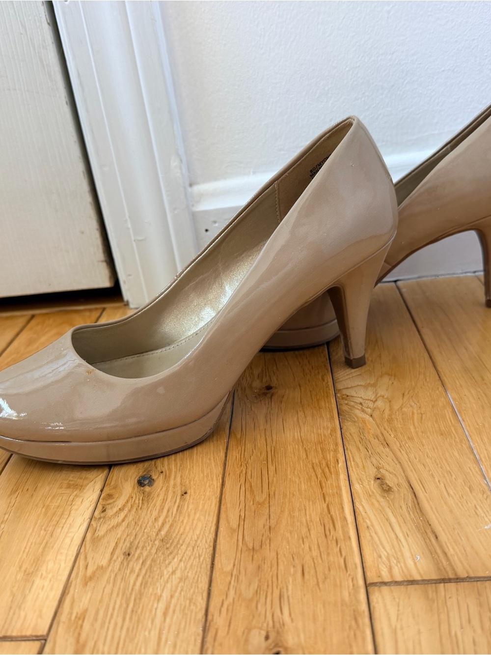 Bandolino Nude Patent Round-Toe Heel Pumps